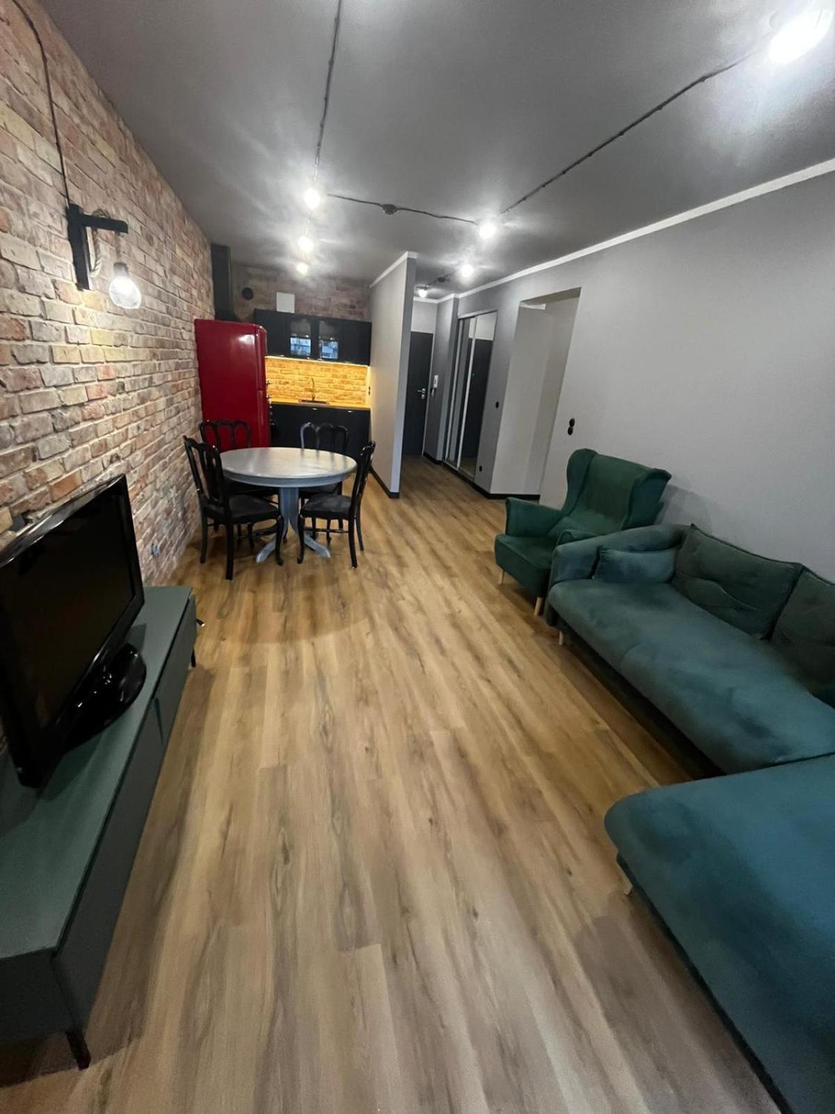 Apartament Z Widokiem Na Stadion Styl Industrialny Jedyny Taki Check In 24 H Poznan Exterior foto