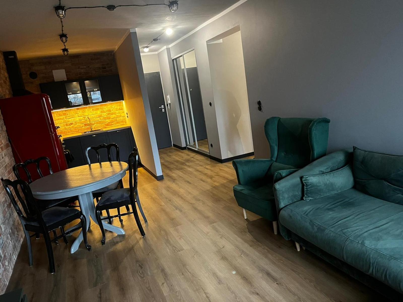 Apartament Z Widokiem Na Stadion Styl Industrialny Jedyny Taki Check In 24 H Poznan Exterior foto