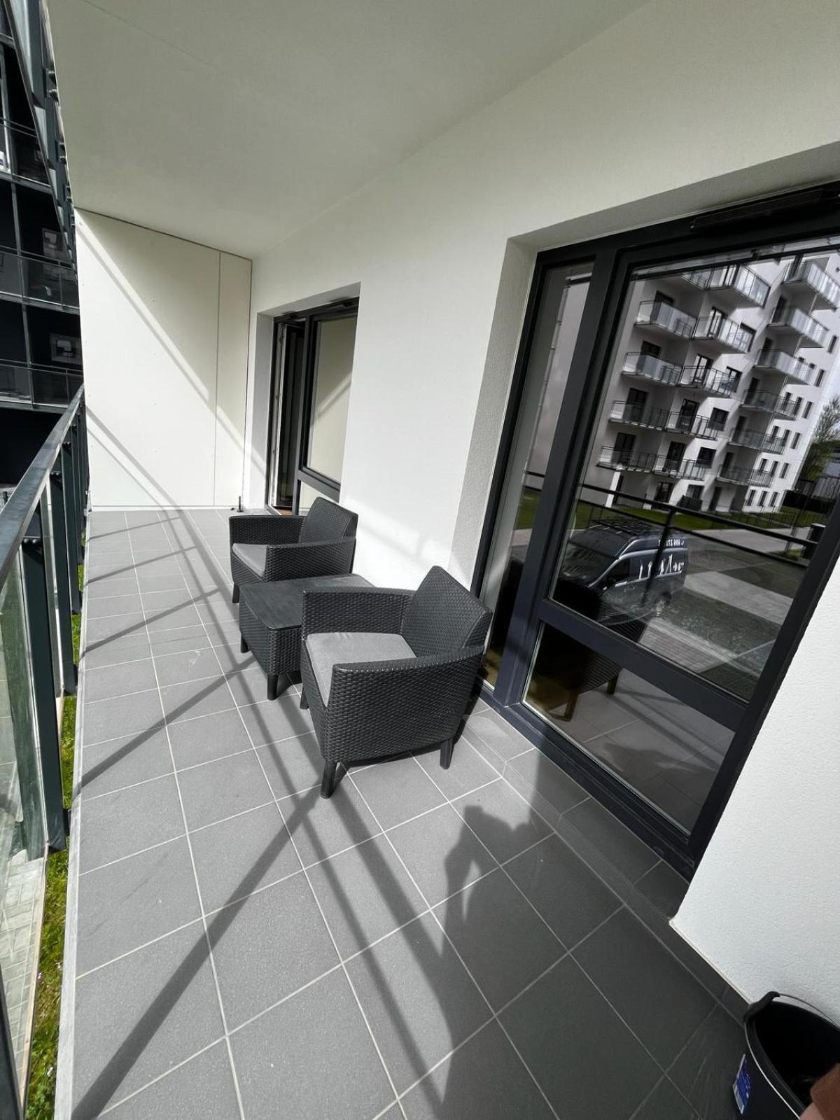 Apartament Z Widokiem Na Stadion Styl Industrialny Jedyny Taki Check In 24 H Poznan Exterior foto
